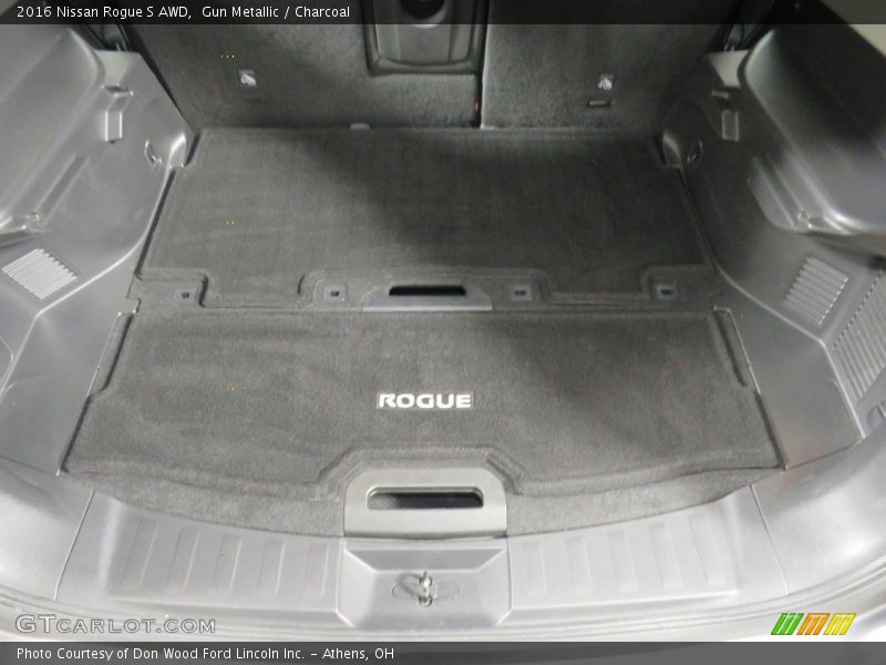 Gun Metallic / Charcoal 2016 Nissan Rogue S AWD