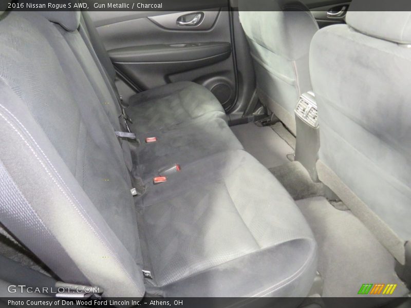 Gun Metallic / Charcoal 2016 Nissan Rogue S AWD
