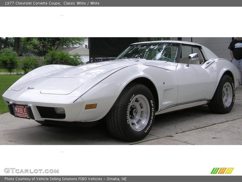 Classic White / White 1977 Chevrolet Corvette Coupe