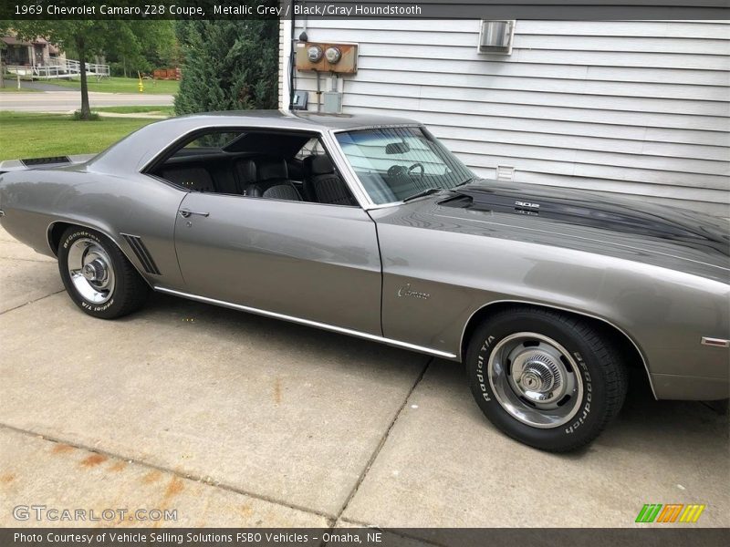 Metallic Grey / Black/Gray Houndstooth 1969 Chevrolet Camaro Z28 Coupe