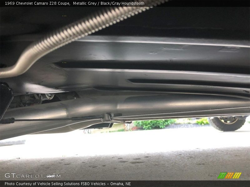 Metallic Grey / Black/Gray Houndstooth 1969 Chevrolet Camaro Z28 Coupe