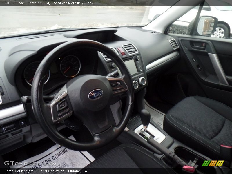 Ice Silver Metallic / Black 2016 Subaru Forester 2.5i