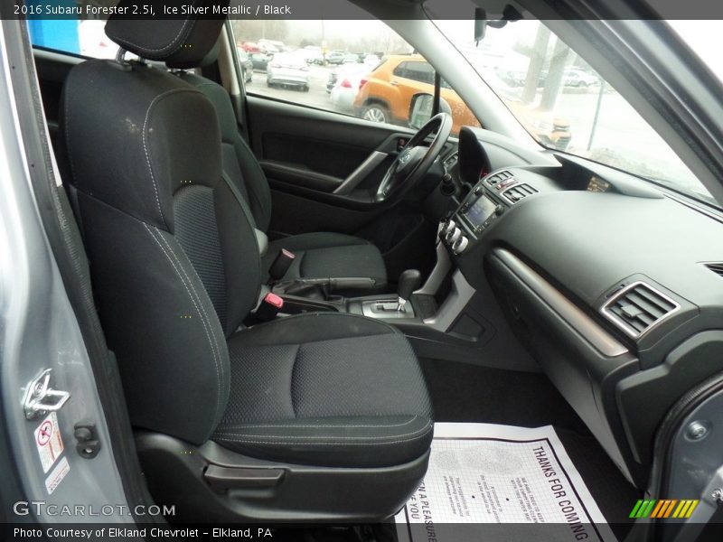 Ice Silver Metallic / Black 2016 Subaru Forester 2.5i