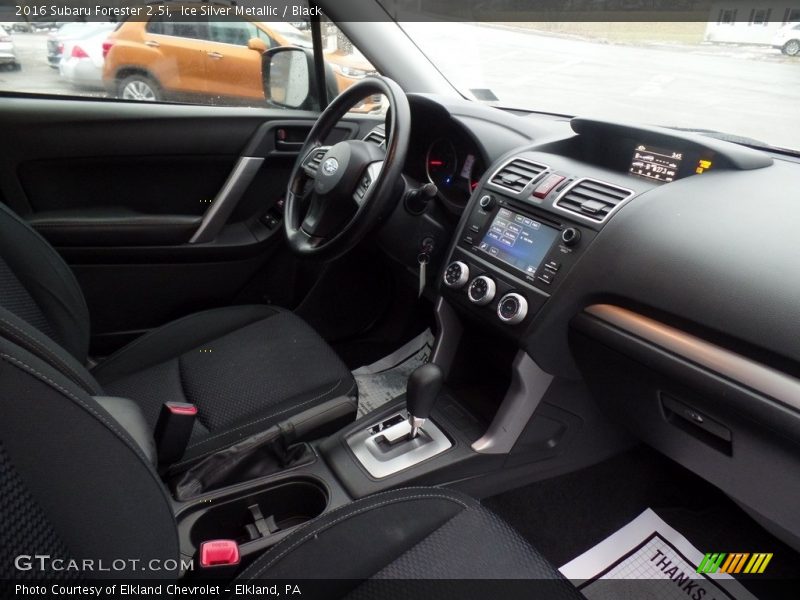 Ice Silver Metallic / Black 2016 Subaru Forester 2.5i