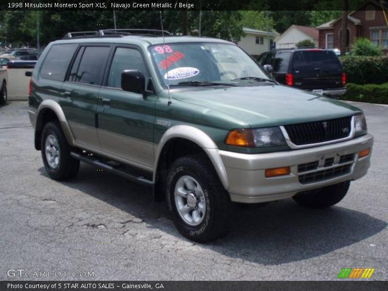 Navajo Green Metallic / Beige 1998 Mitsubishi Montero Sport XLS