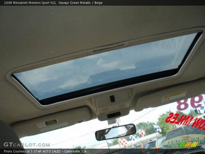 Navajo Green Metallic / Beige 1998 Mitsubishi Montero Sport XLS