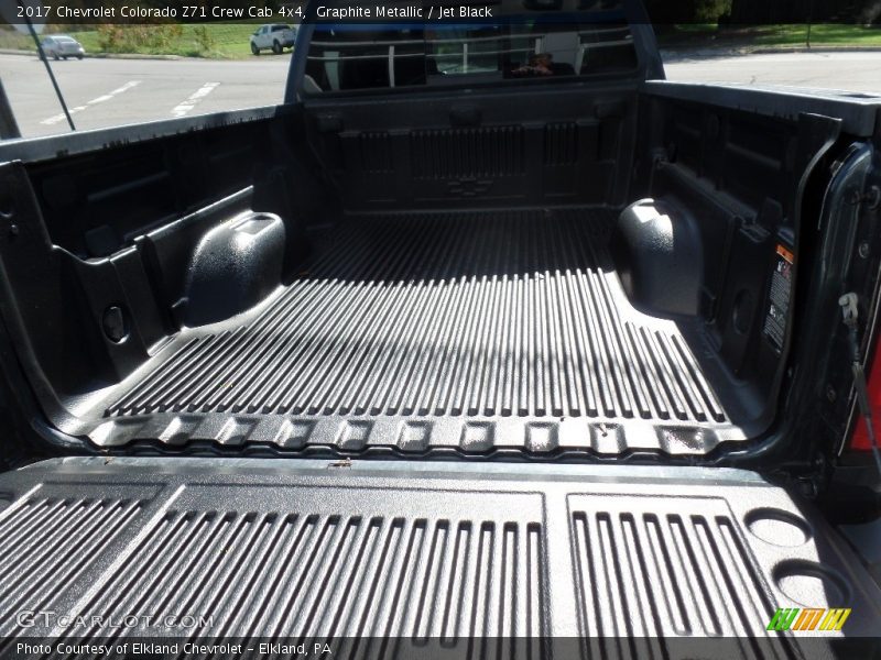 Graphite Metallic / Jet Black 2017 Chevrolet Colorado Z71 Crew Cab 4x4