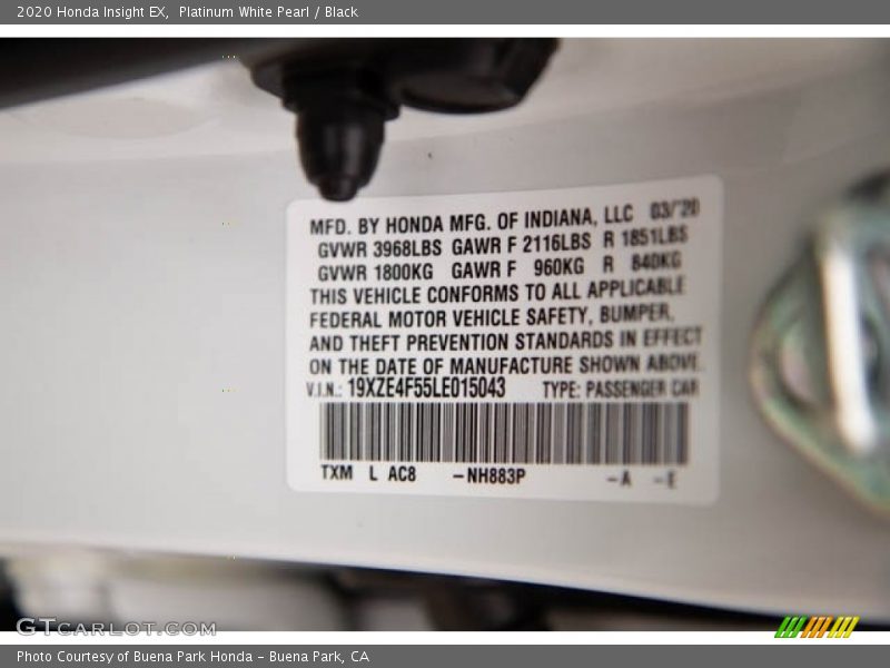 Platinum White Pearl / Black 2020 Honda Insight EX