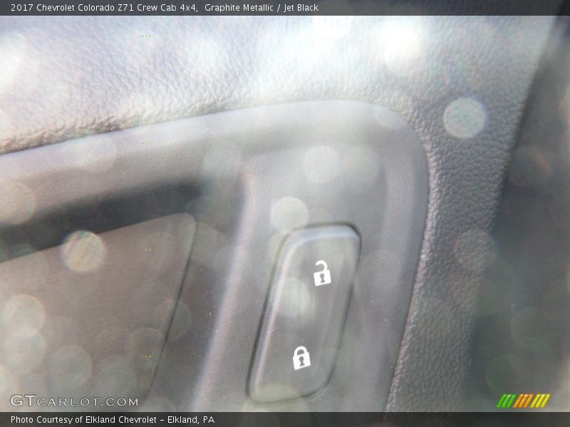 Graphite Metallic / Jet Black 2017 Chevrolet Colorado Z71 Crew Cab 4x4