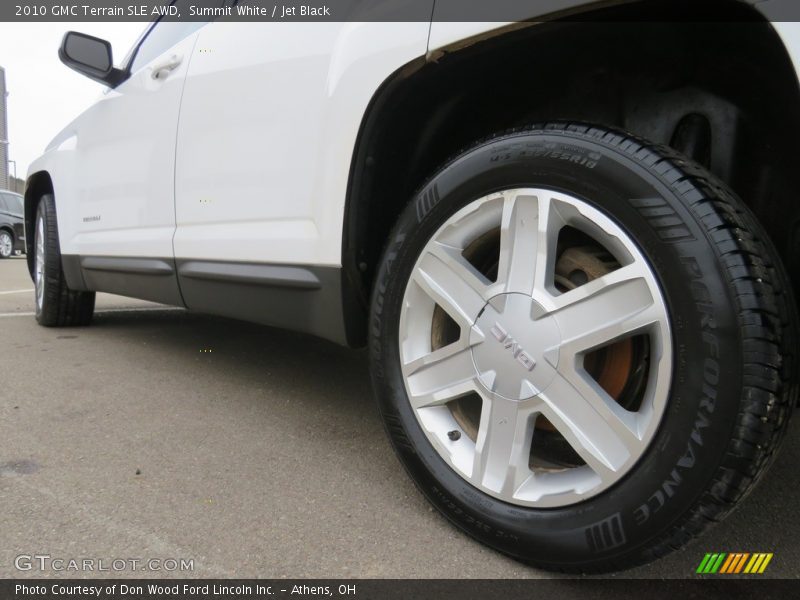 Summit White / Jet Black 2010 GMC Terrain SLE AWD