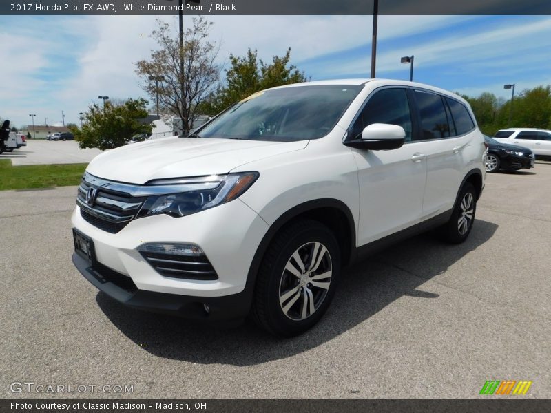 White Diamond Pearl / Black 2017 Honda Pilot EX AWD