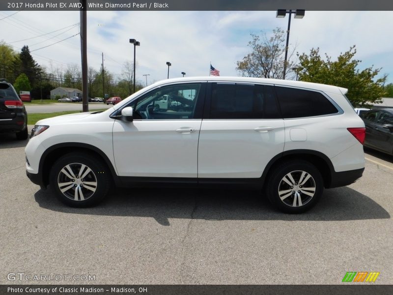 White Diamond Pearl / Black 2017 Honda Pilot EX AWD