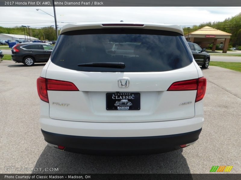 White Diamond Pearl / Black 2017 Honda Pilot EX AWD