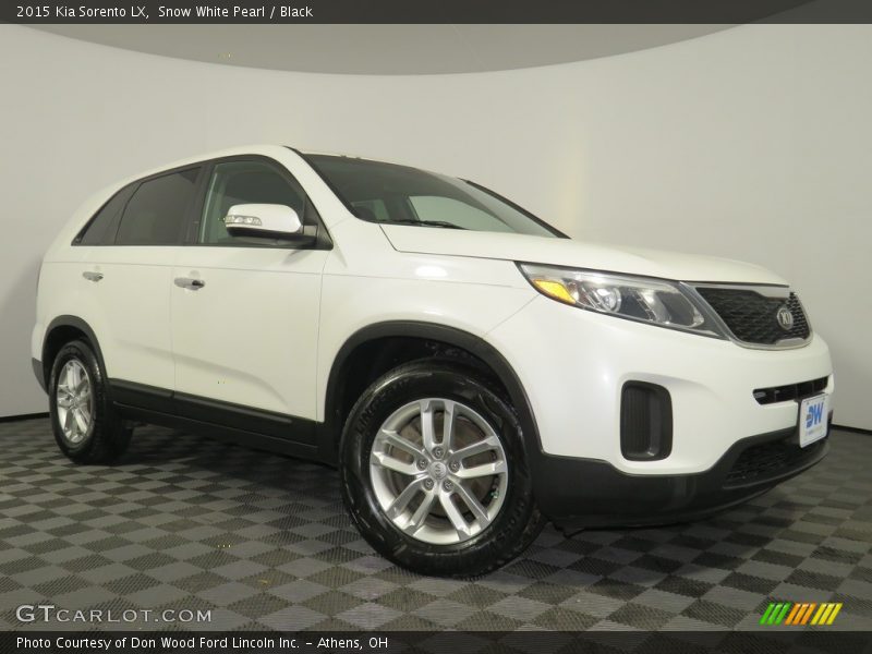 Snow White Pearl / Black 2015 Kia Sorento LX