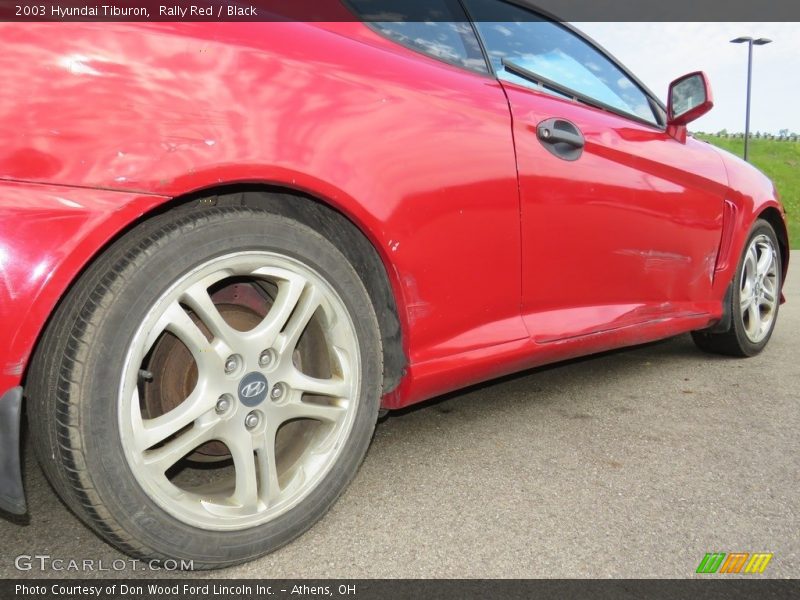 Rally Red / Black 2003 Hyundai Tiburon