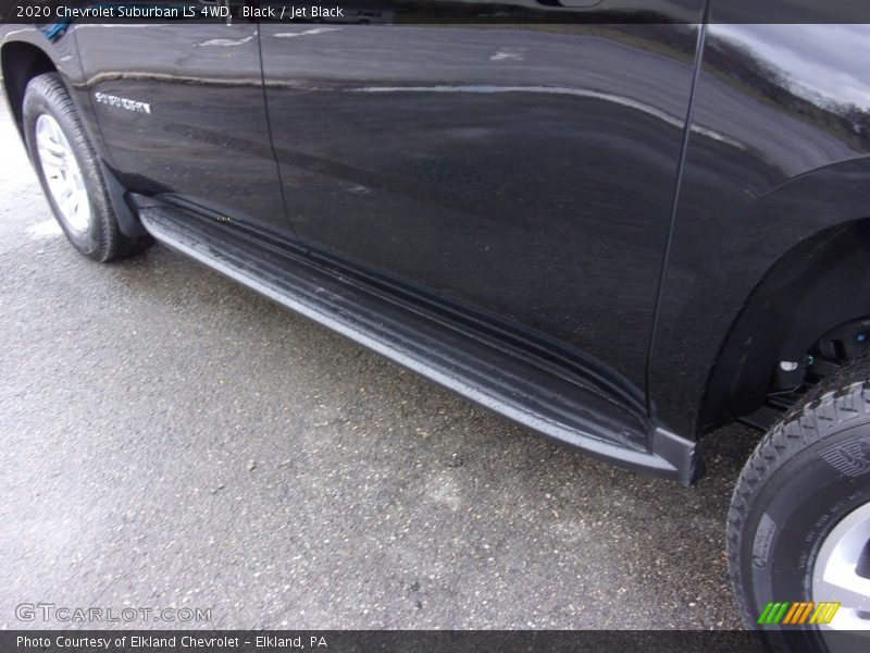 Black / Jet Black 2020 Chevrolet Suburban LS 4WD