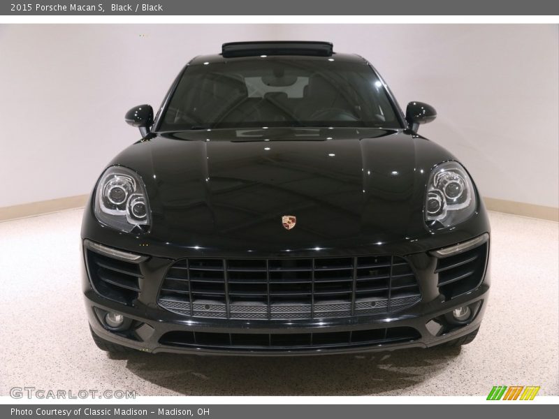 Black / Black 2015 Porsche Macan S