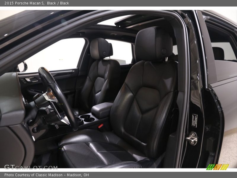 Black / Black 2015 Porsche Macan S