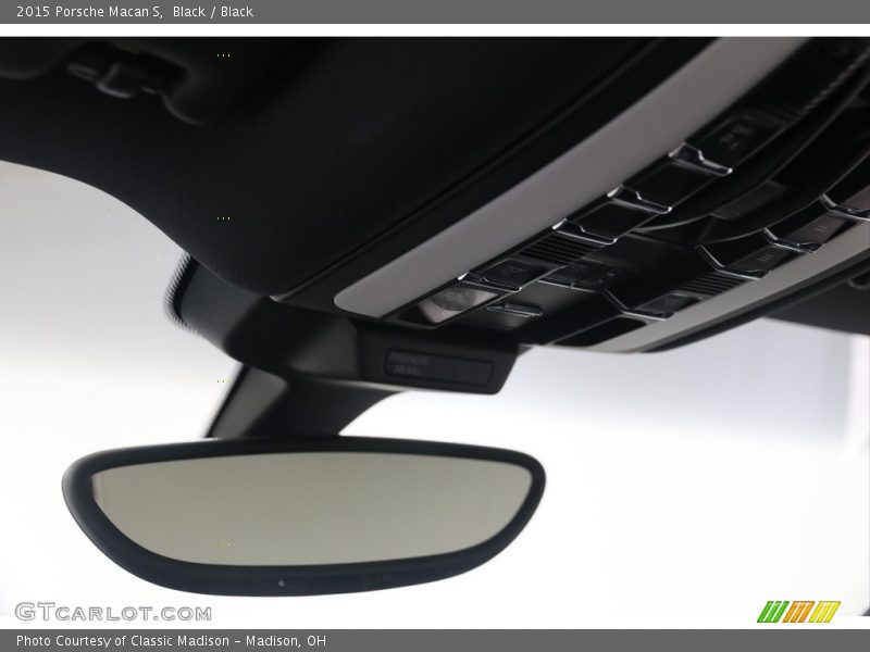 Black / Black 2015 Porsche Macan S