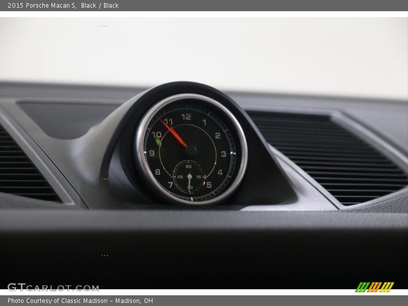 Black / Black 2015 Porsche Macan S