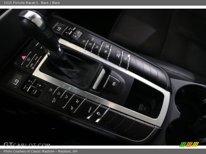 Black / Black 2015 Porsche Macan S