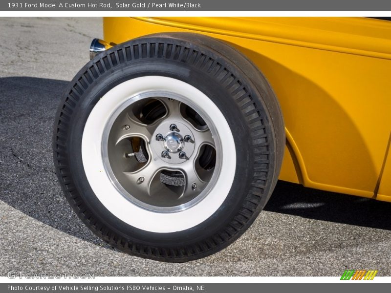 Solar Gold / Pearl White/Black 1931 Ford Model A Custom Hot Rod
