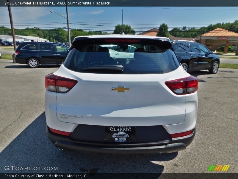 Summit White / Jet Black 2021 Chevrolet TrailBlazer LS AWD