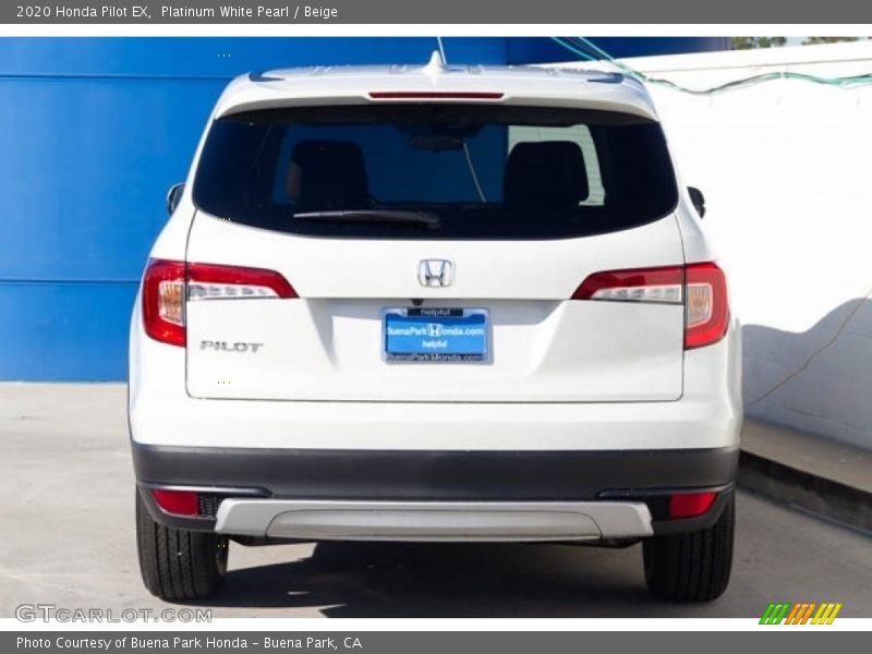 Platinum White Pearl / Beige 2020 Honda Pilot EX