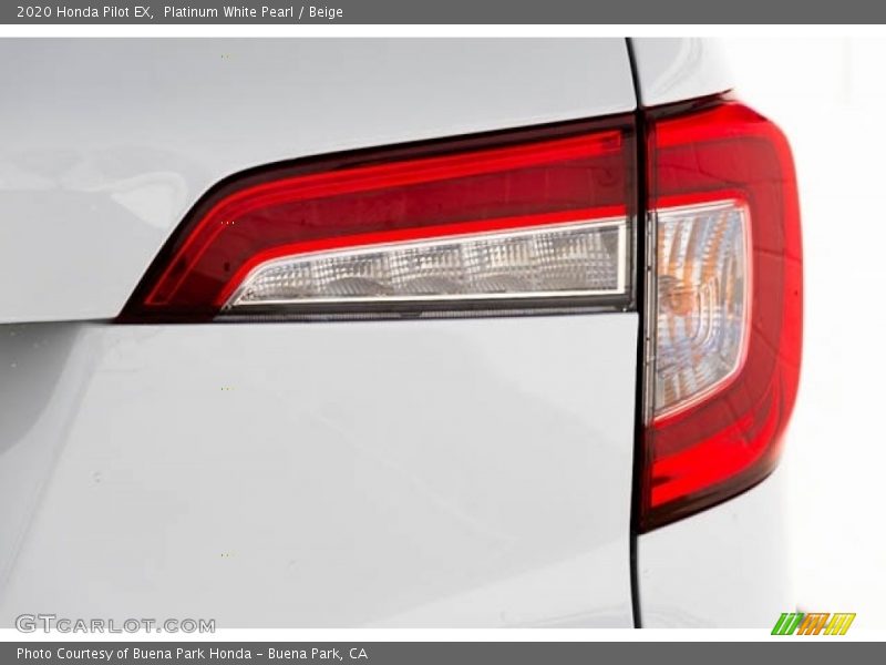 Platinum White Pearl / Beige 2020 Honda Pilot EX