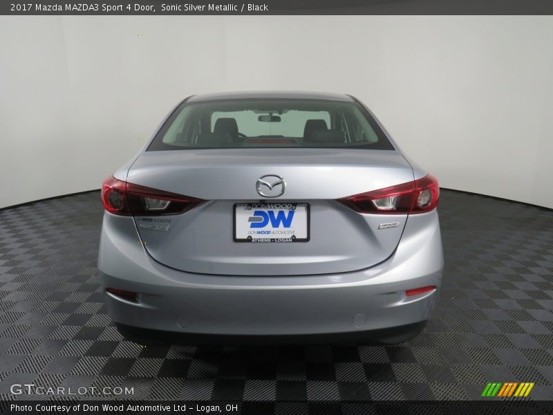 Sonic Silver Metallic / Black 2017 Mazda MAZDA3 Sport 4 Door