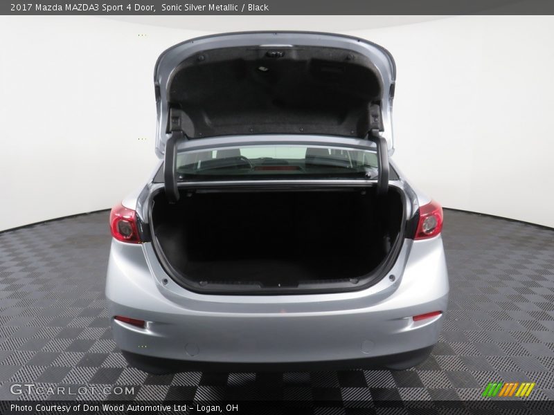 Sonic Silver Metallic / Black 2017 Mazda MAZDA3 Sport 4 Door