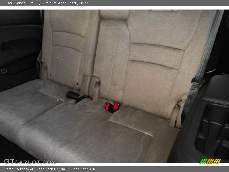 Platinum White Pearl / Beige 2020 Honda Pilot EX