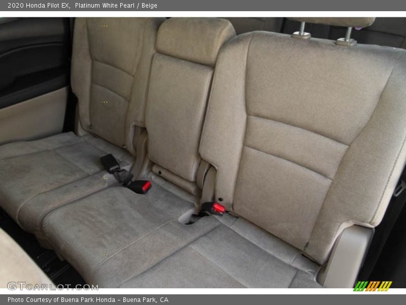 Platinum White Pearl / Beige 2020 Honda Pilot EX