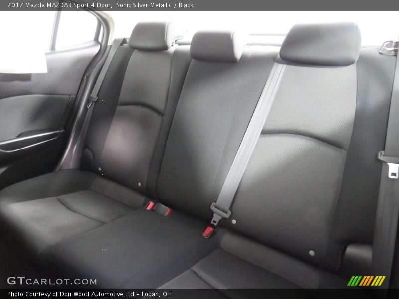 Sonic Silver Metallic / Black 2017 Mazda MAZDA3 Sport 4 Door