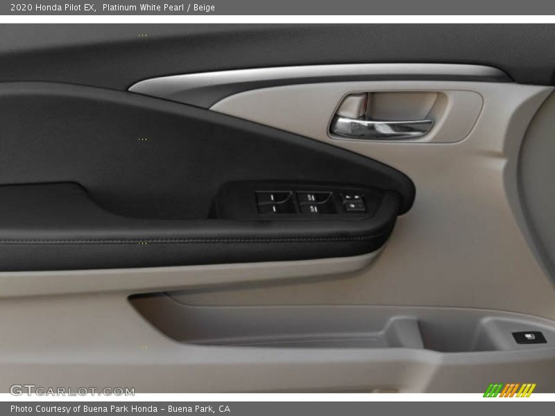 Platinum White Pearl / Beige 2020 Honda Pilot EX