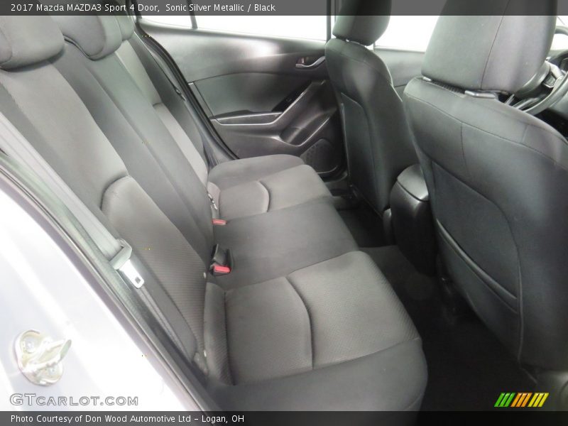 Sonic Silver Metallic / Black 2017 Mazda MAZDA3 Sport 4 Door