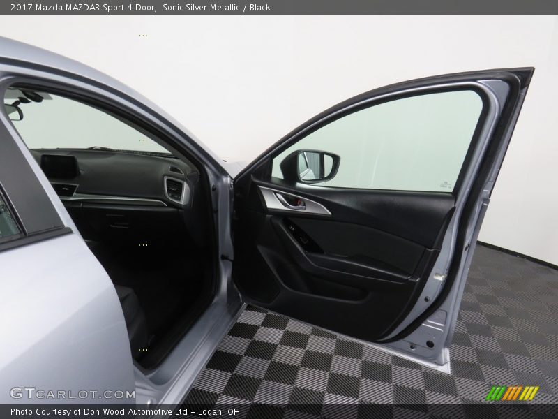 Sonic Silver Metallic / Black 2017 Mazda MAZDA3 Sport 4 Door