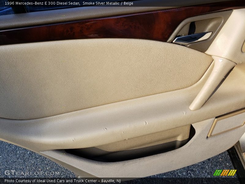 Door Panel of 1996 E 300 Diesel Sedan