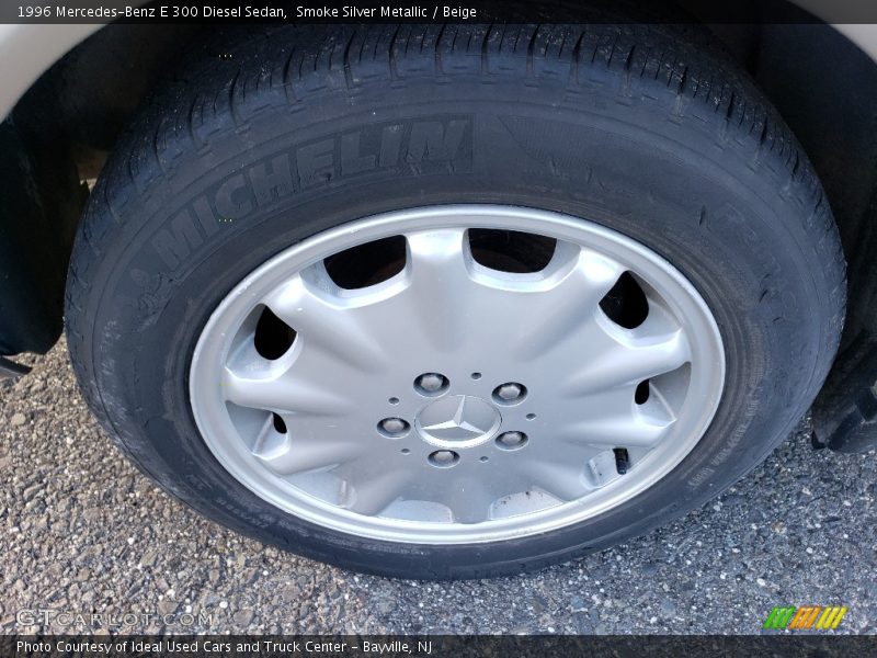  1996 E 300 Diesel Sedan Wheel