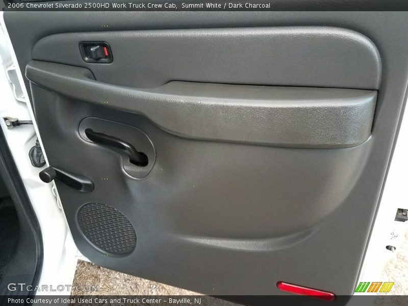 Door Panel of 2006 Silverado 2500HD Work Truck Crew Cab
