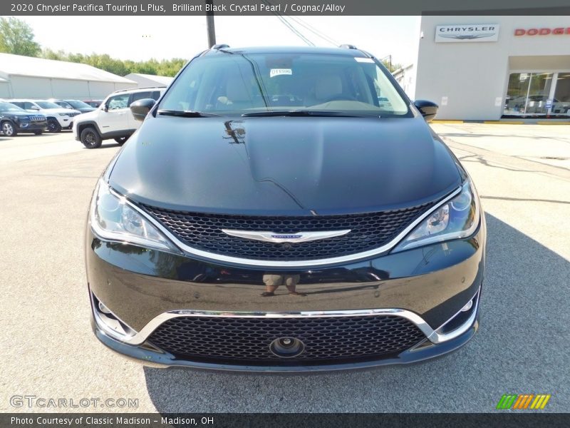 Brilliant Black Crystal Pearl / Cognac/Alloy 2020 Chrysler Pacifica Touring L Plus