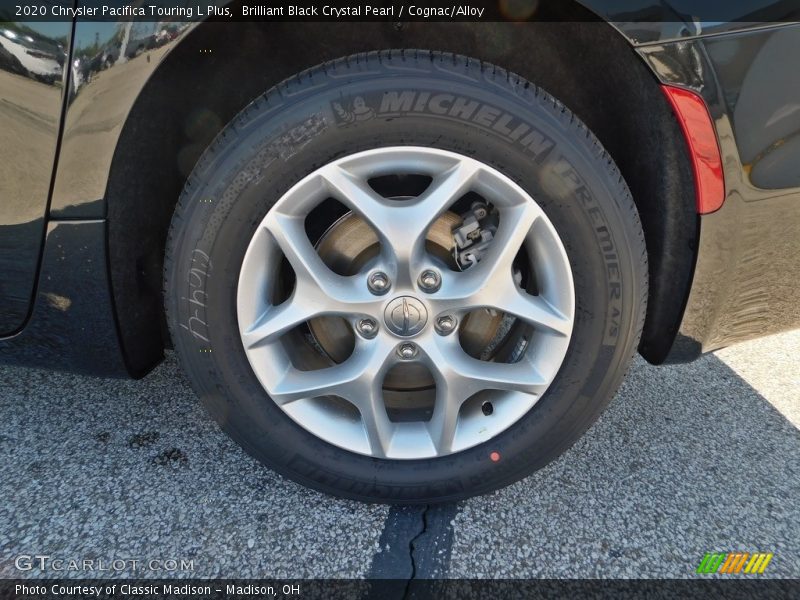 Brilliant Black Crystal Pearl / Cognac/Alloy 2020 Chrysler Pacifica Touring L Plus
