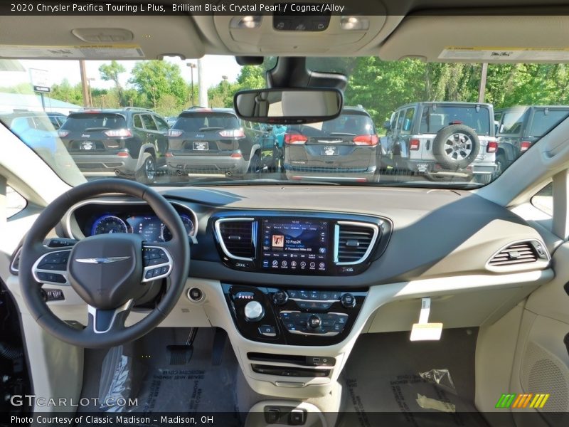 Brilliant Black Crystal Pearl / Cognac/Alloy 2020 Chrysler Pacifica Touring L Plus