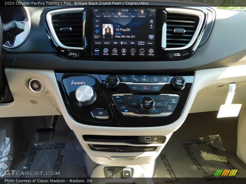 Brilliant Black Crystal Pearl / Cognac/Alloy 2020 Chrysler Pacifica Touring L Plus