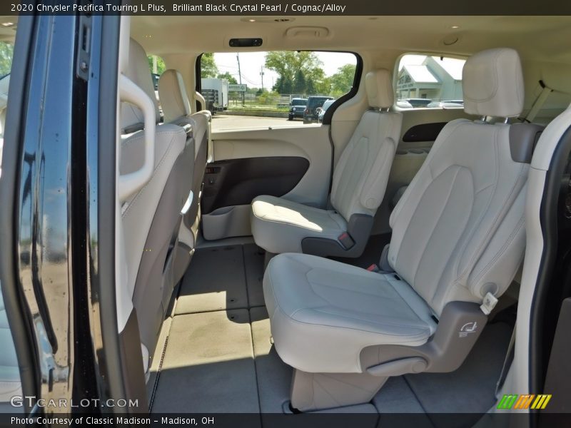 Brilliant Black Crystal Pearl / Cognac/Alloy 2020 Chrysler Pacifica Touring L Plus