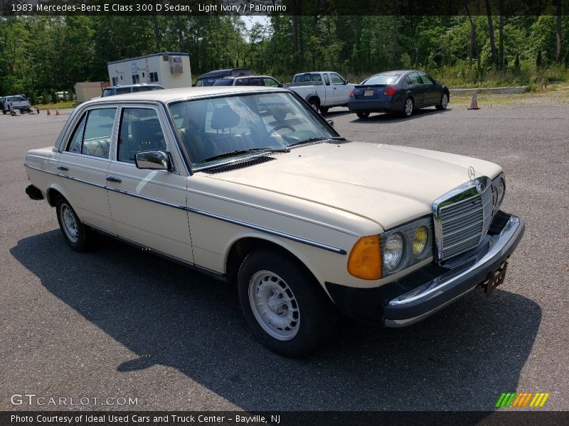  1983 E Class 300 D Sedan Light Ivory