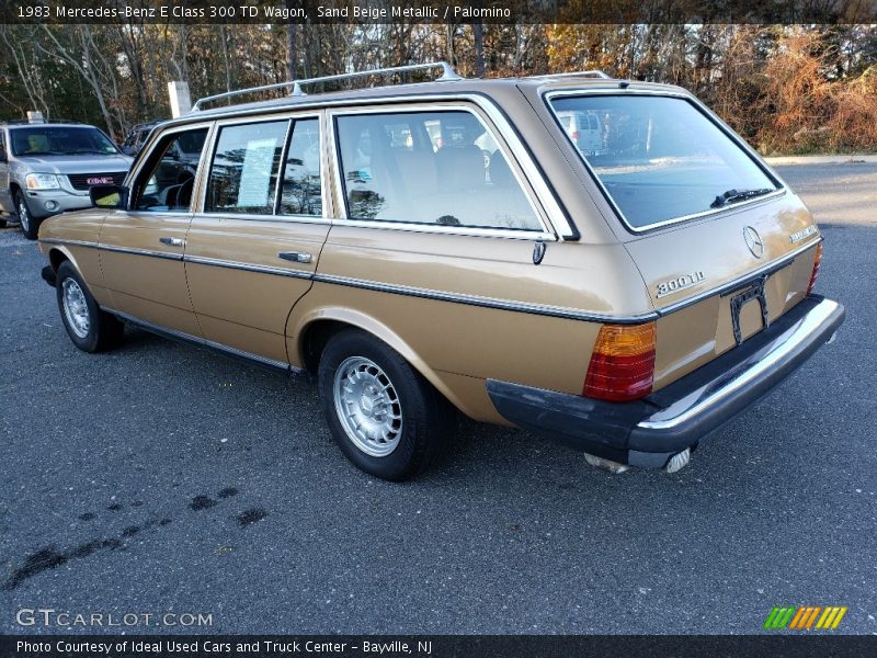  1983 E Class 300 TD Wagon Sand Beige Metallic