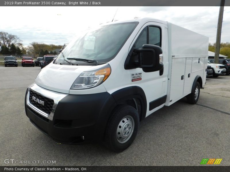 Bright White / Black 2019 Ram ProMaster 3500 Cutaway