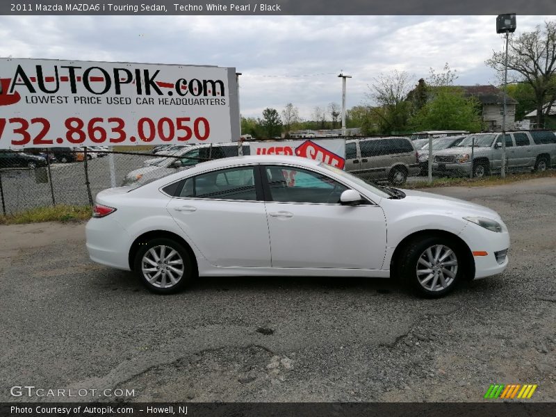 Techno White Pearl / Black 2011 Mazda MAZDA6 i Touring Sedan