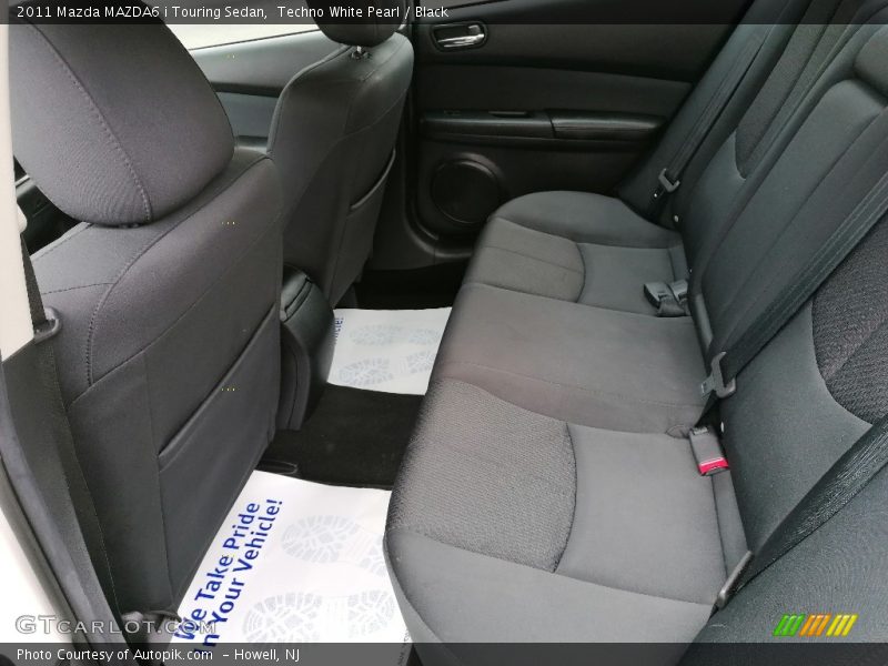 Techno White Pearl / Black 2011 Mazda MAZDA6 i Touring Sedan